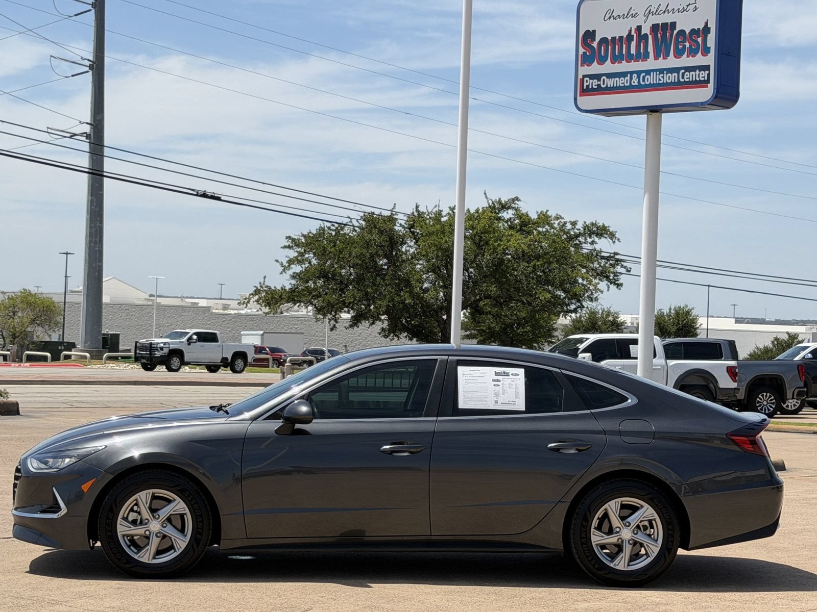 Used 2022 Hyundai Sonata SE FWD image 7