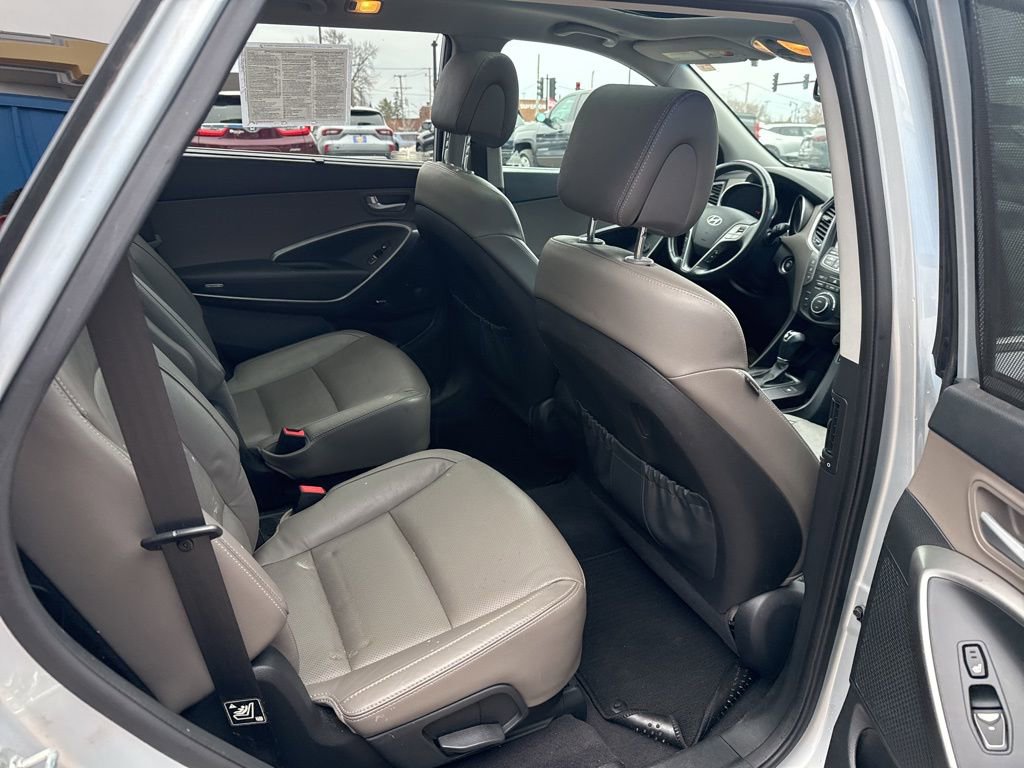 Used 2015 Hyundai Santa Fe Limited w/ Option Group 04 image 31