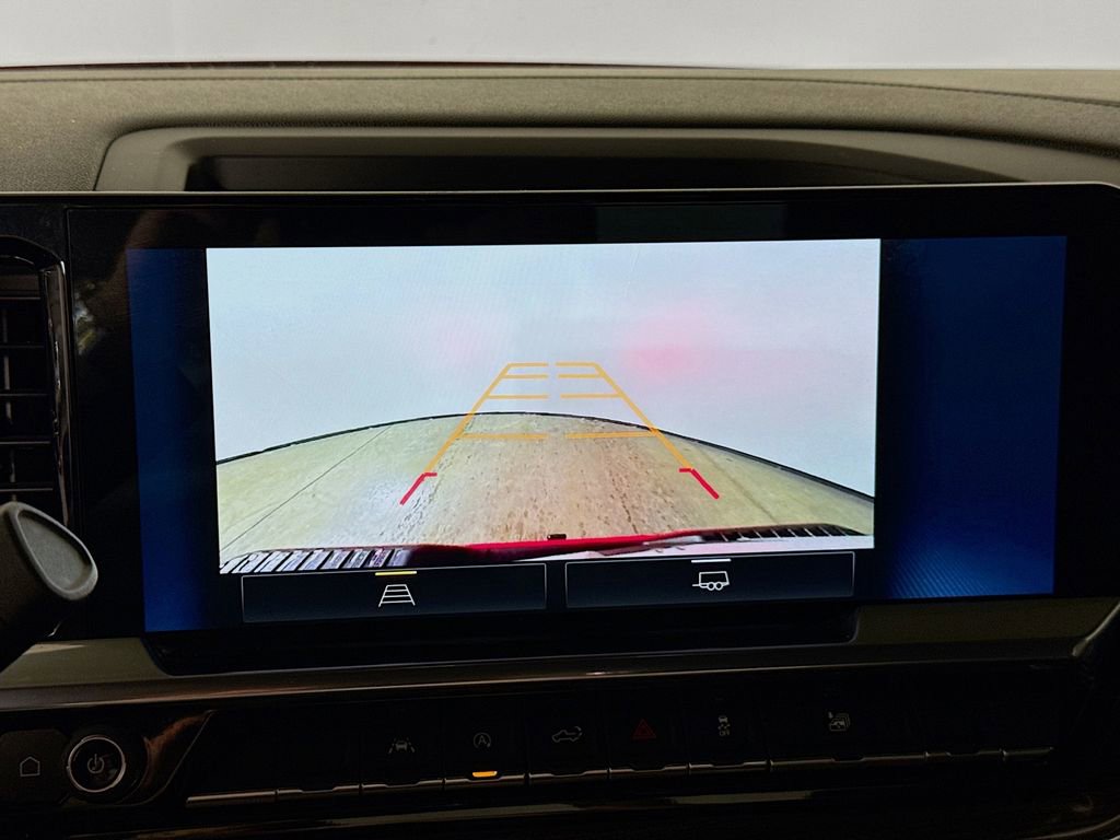 Used 2023 Chevrolet Silverado 1500 RST image 16