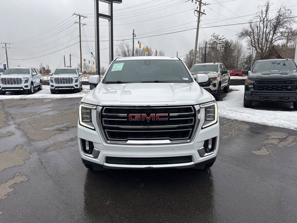 Used 2022 GMC Yukon XL SLT w/ SLT Luxury Package RWD image 8