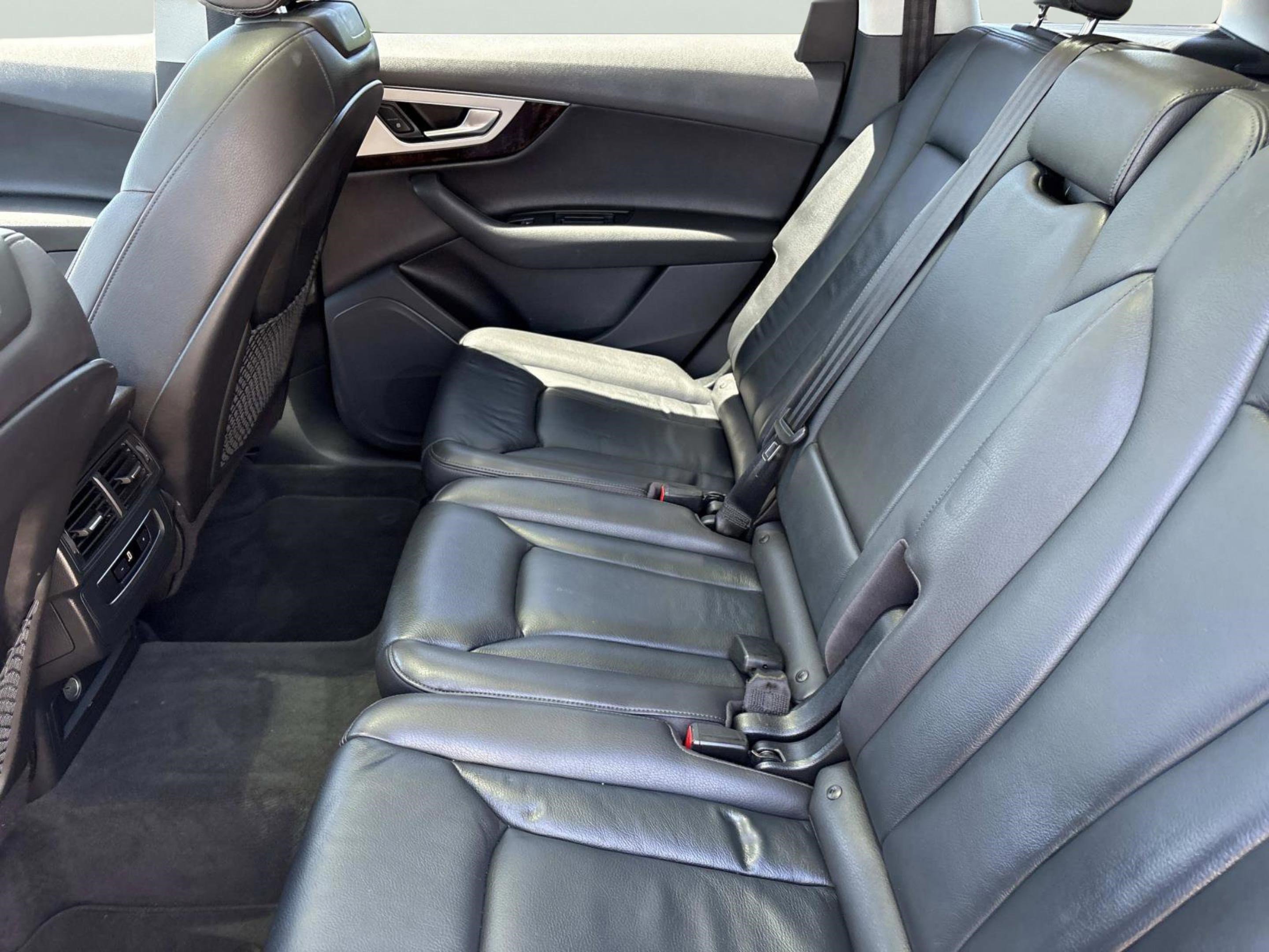 Used 2019 Audi Q7 2.0T Premium w/ Convenience Package AWD/4WD image 15