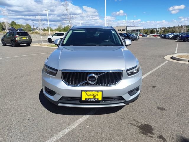 Used 2019 Volvo XC40 T5 Momentum image 8