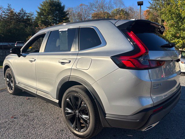 Used 2024 Honda CR-V Sport Touring image 5