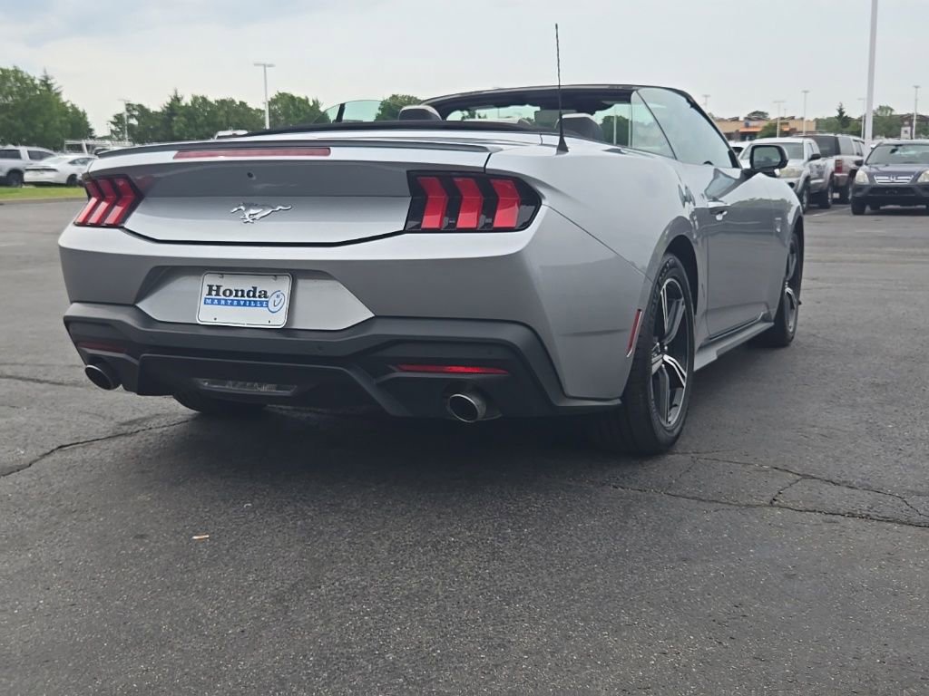 Used 2024 Ford Mustang Premium RWD image 7