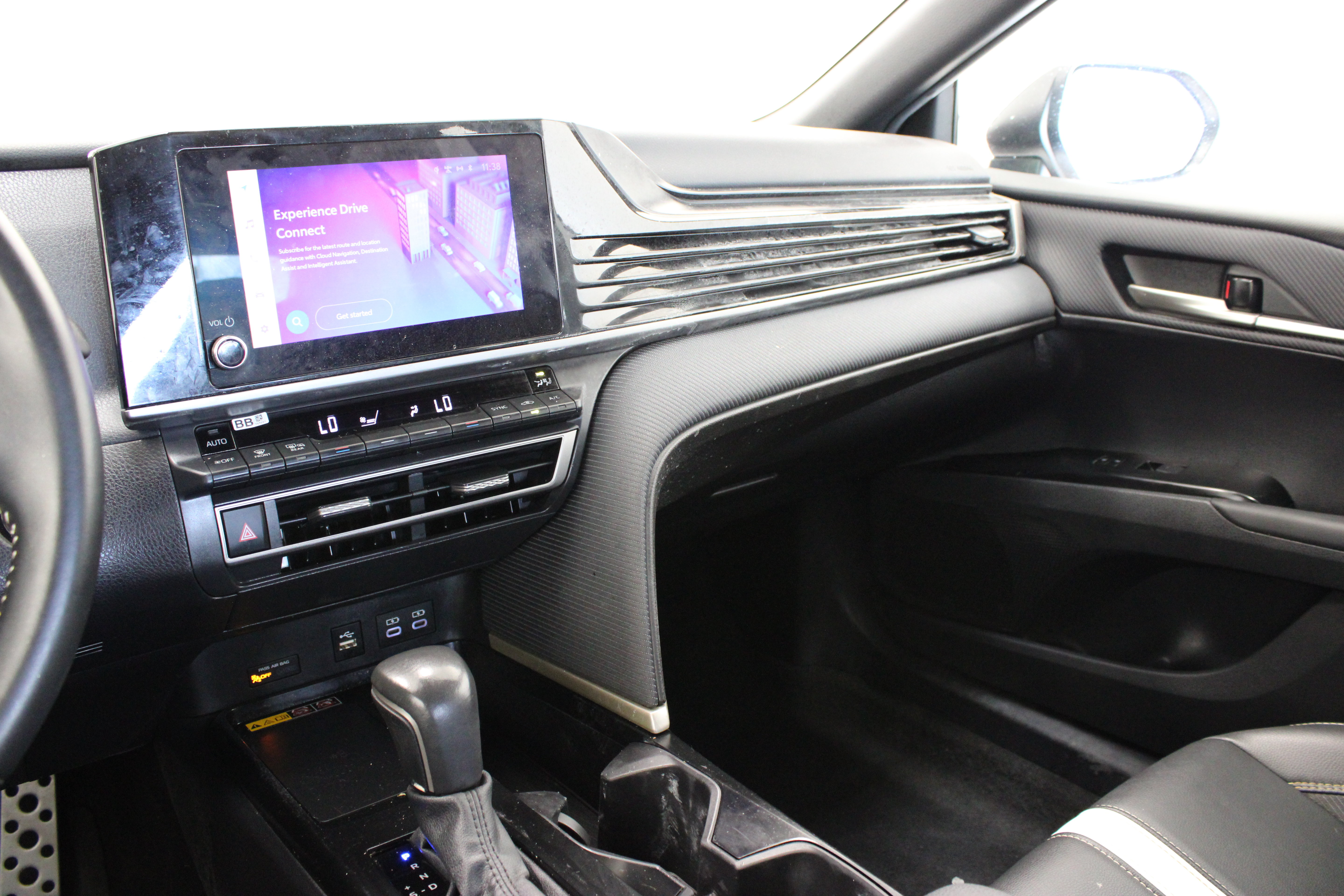 Certified 2025 Toyota Camry SE FWD image 16