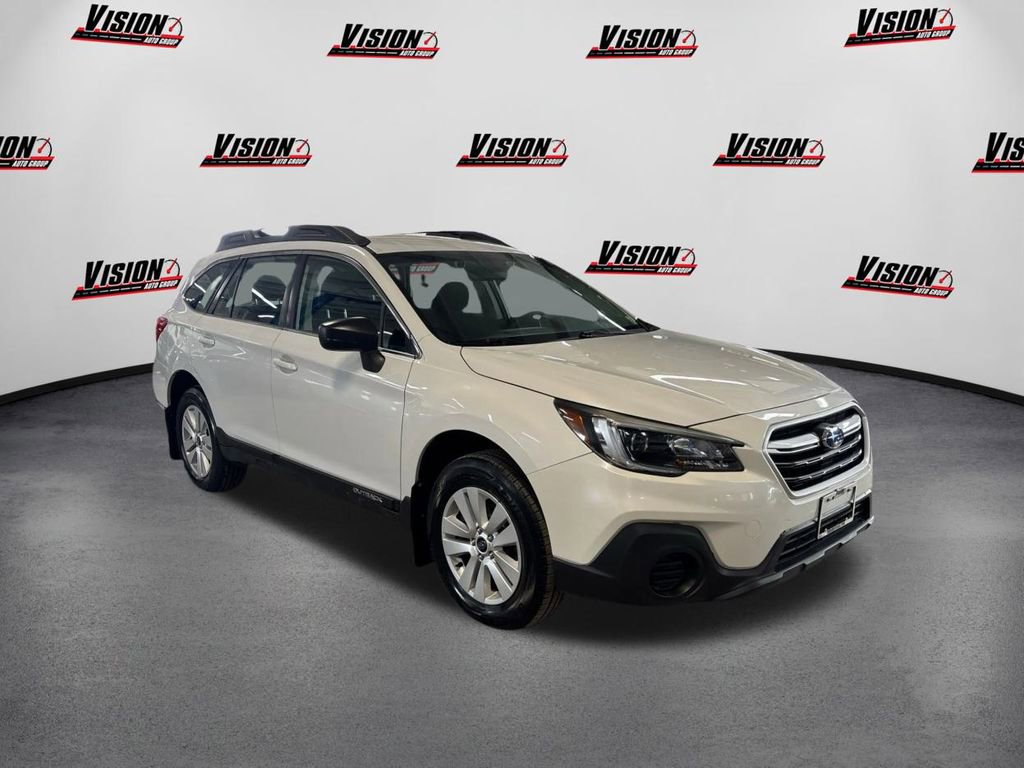 Used 2019 Subaru Outback 2.5i image 3