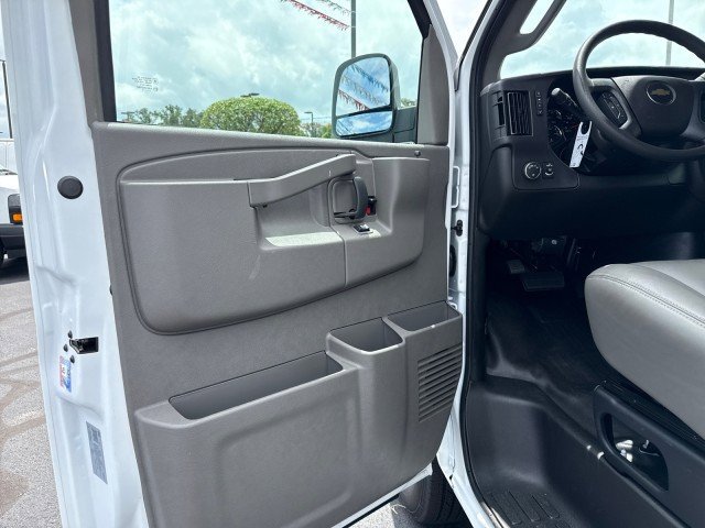 New 2025 Chevrolet Express 2500 WT w/ Enhanced Convenience Package image 6