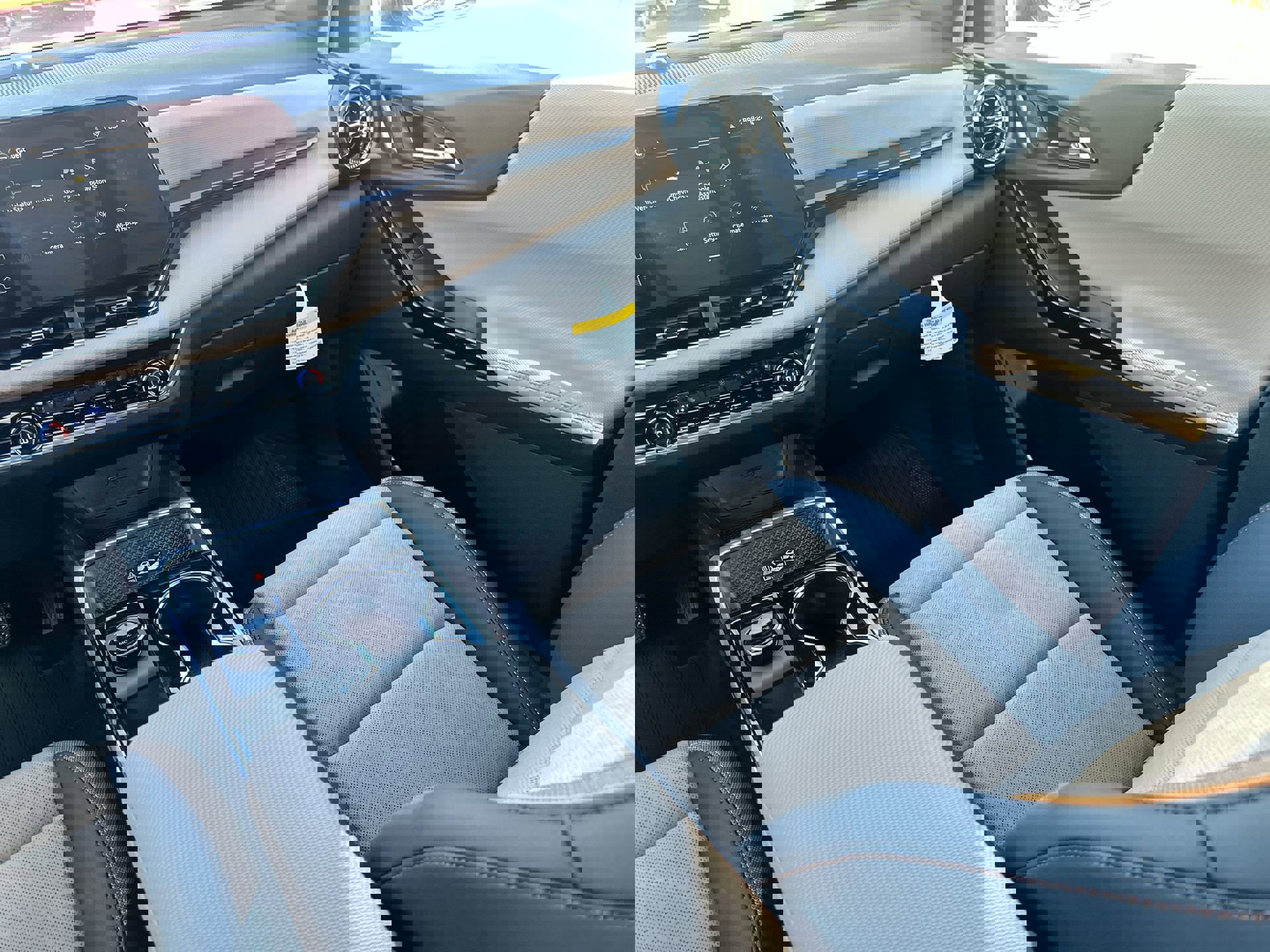 New 2026 Chevrolet Equinox ACTIV w/ Convenience Package III image 15