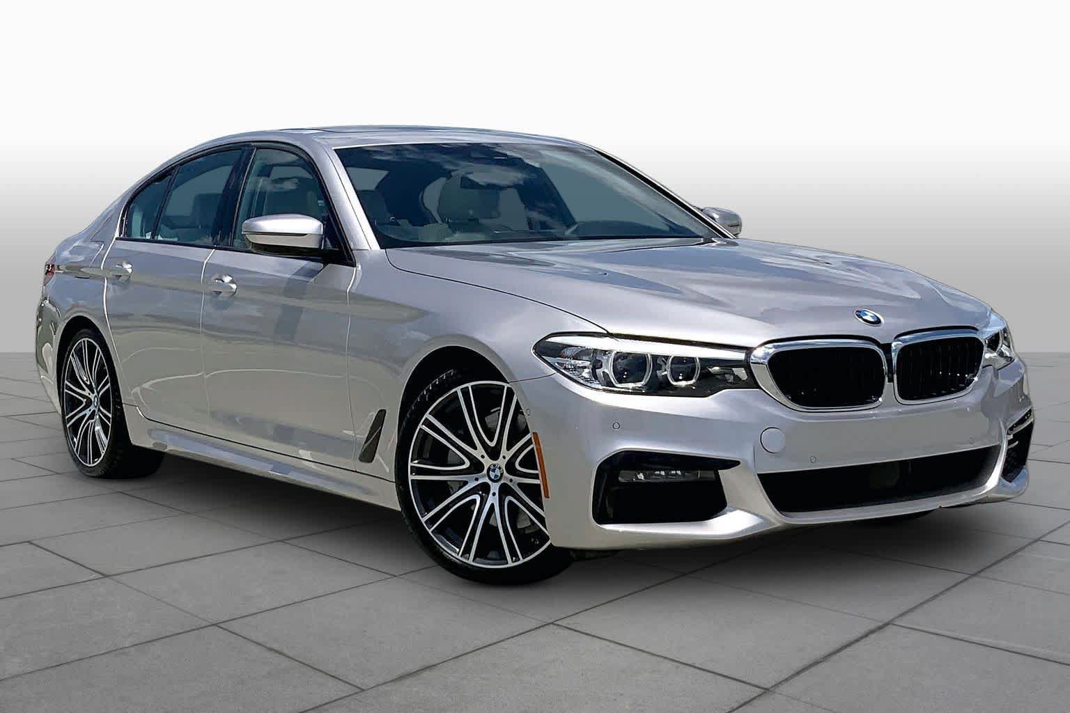 Used 2019 BMW 540i w/ M Sport Package RWD image 2