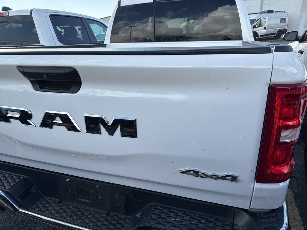 Used 2025 RAM 1500 Big Horn AWD/4WD image 7