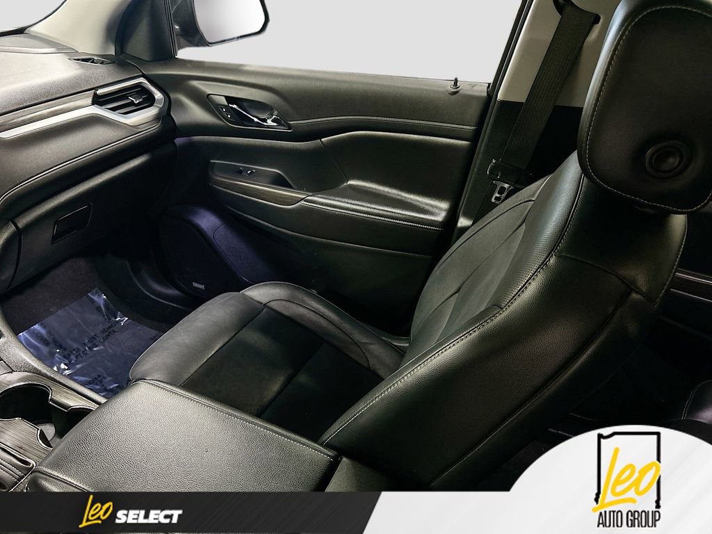 Used 2019 GMC Acadia SLT image 24