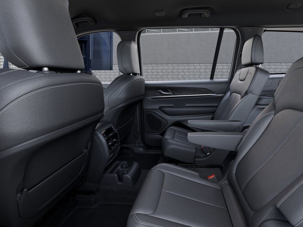 New 2025 Jeep Grand Cherokee L Limited w/ Black Appearance Package image 23