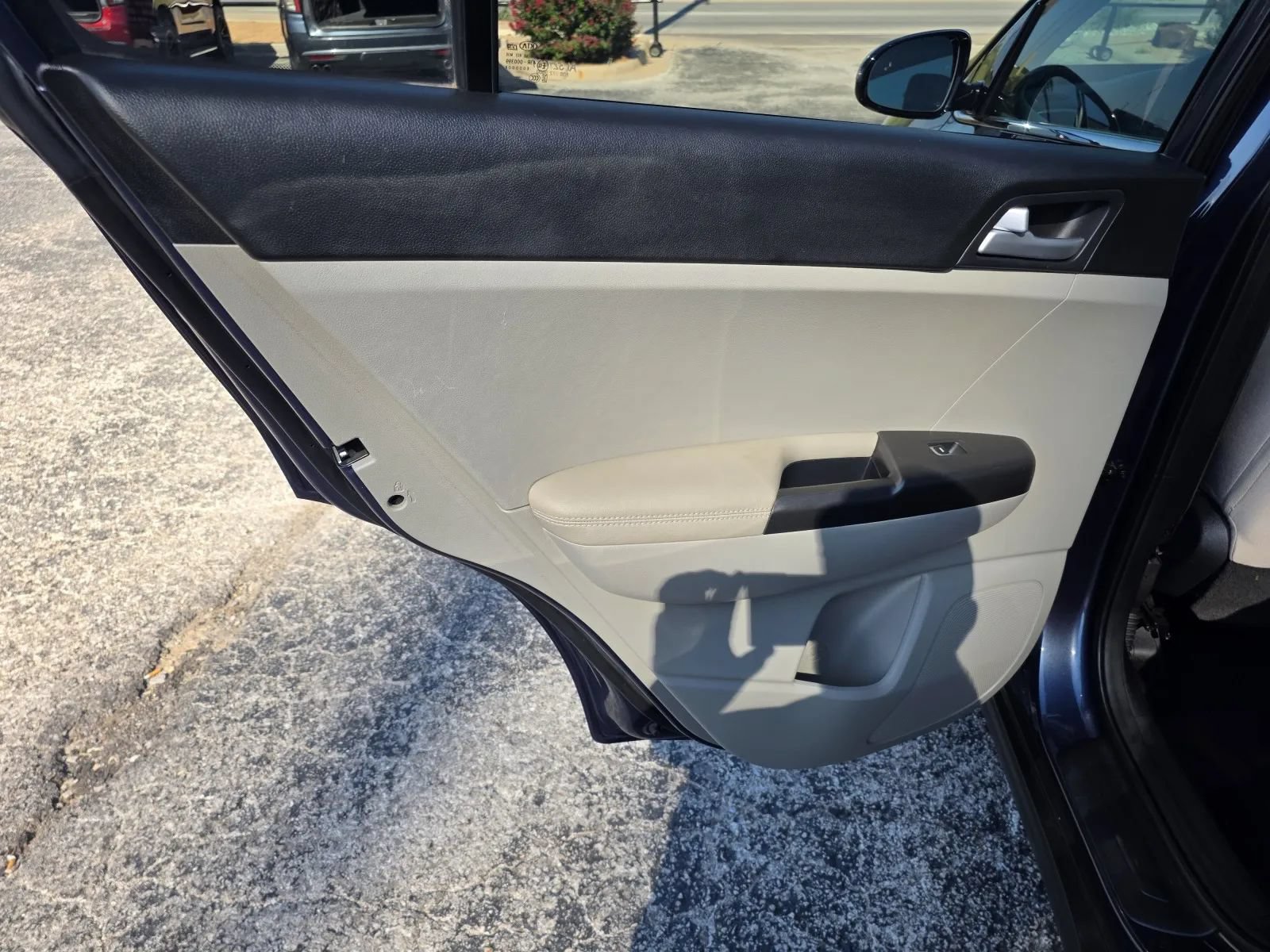 Used 2022 Kia Sportage LX w/ LX FWD Value Edition Package image 12