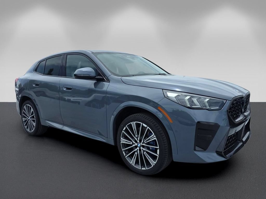New 2026 BMW X2 xDrive28i w/ M Sport Package AWD/4WD video 1