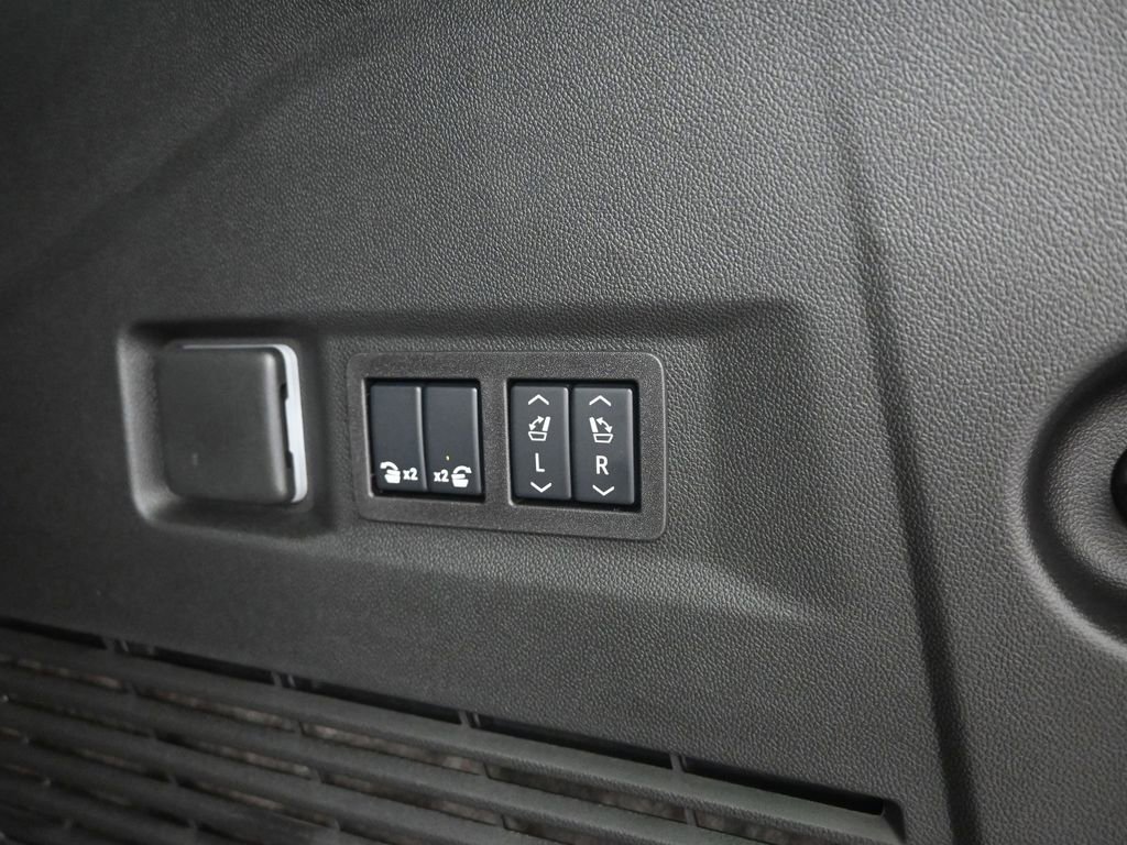 New 2026 Chevrolet Tahoe Premier w/ Sun And Tow Package image 13