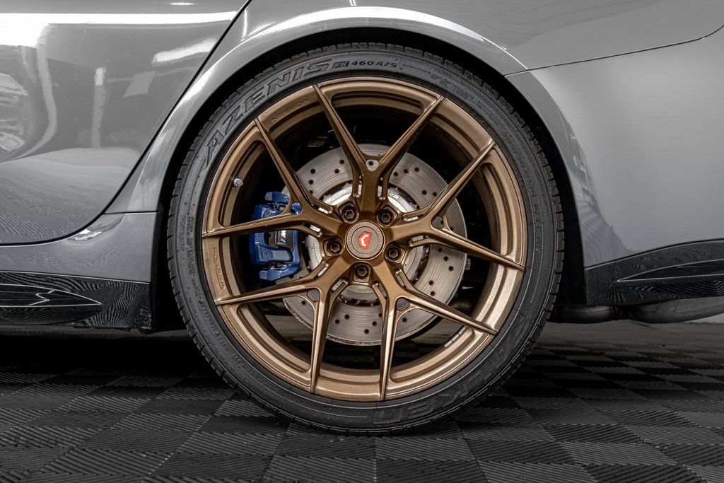 Used 2023 BMW M3 w/ M Carbon Exterior Package RWD image 11