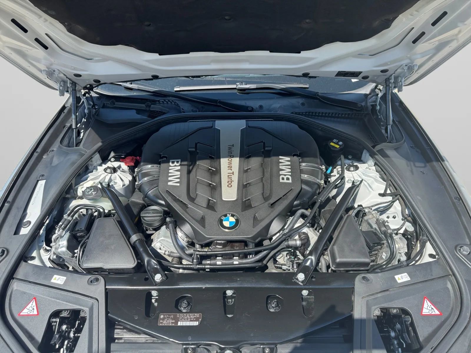 Used 2015 BMW 550i 550i Sedan 4D image 38