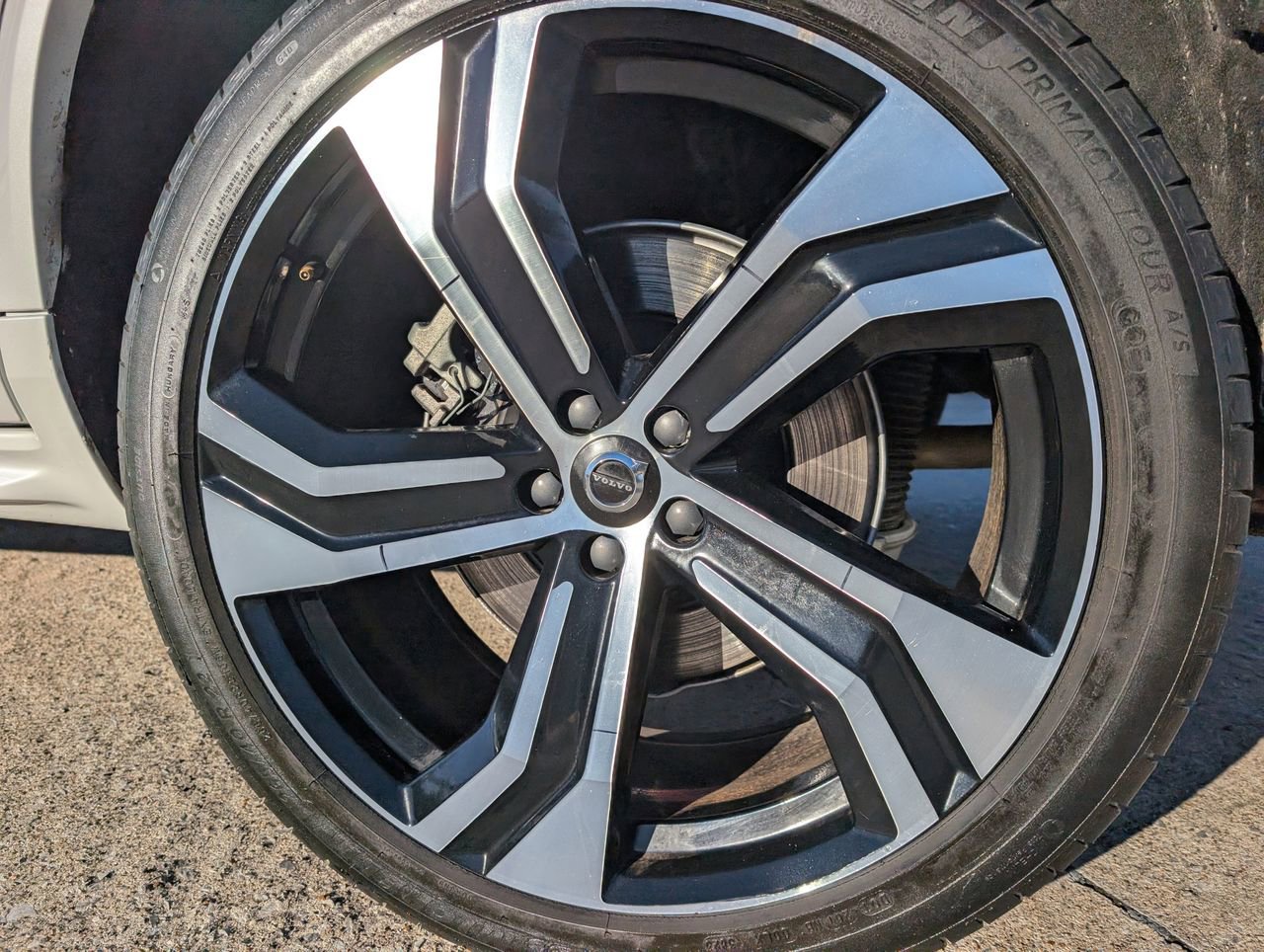 Used 2025 Volvo XC90 B6 Ultra w/ Lounge Package image 7