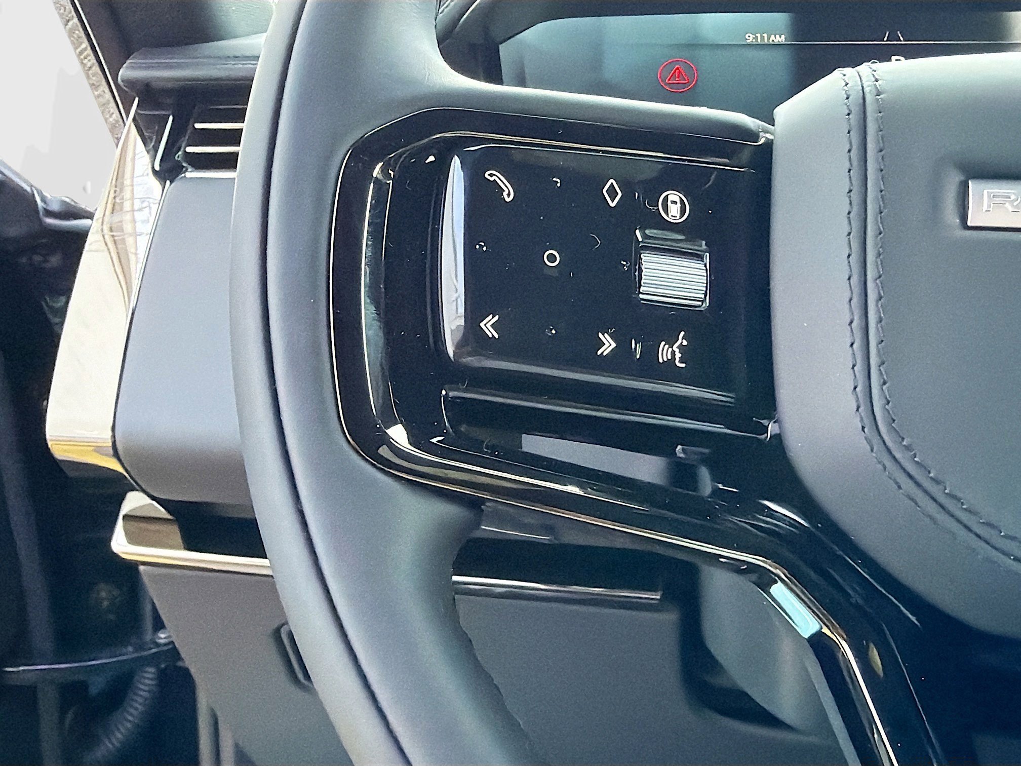 New 2026 Land Rover Range Rover Sport Dynamic SE image 37