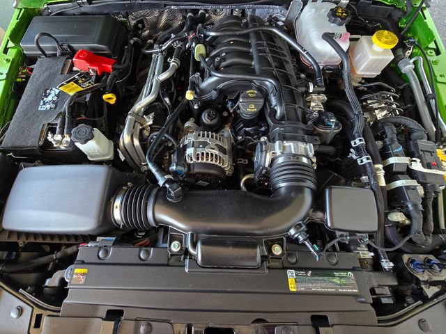 Certified 2025 Jeep Gladiator Sport AWD/4WD image 25