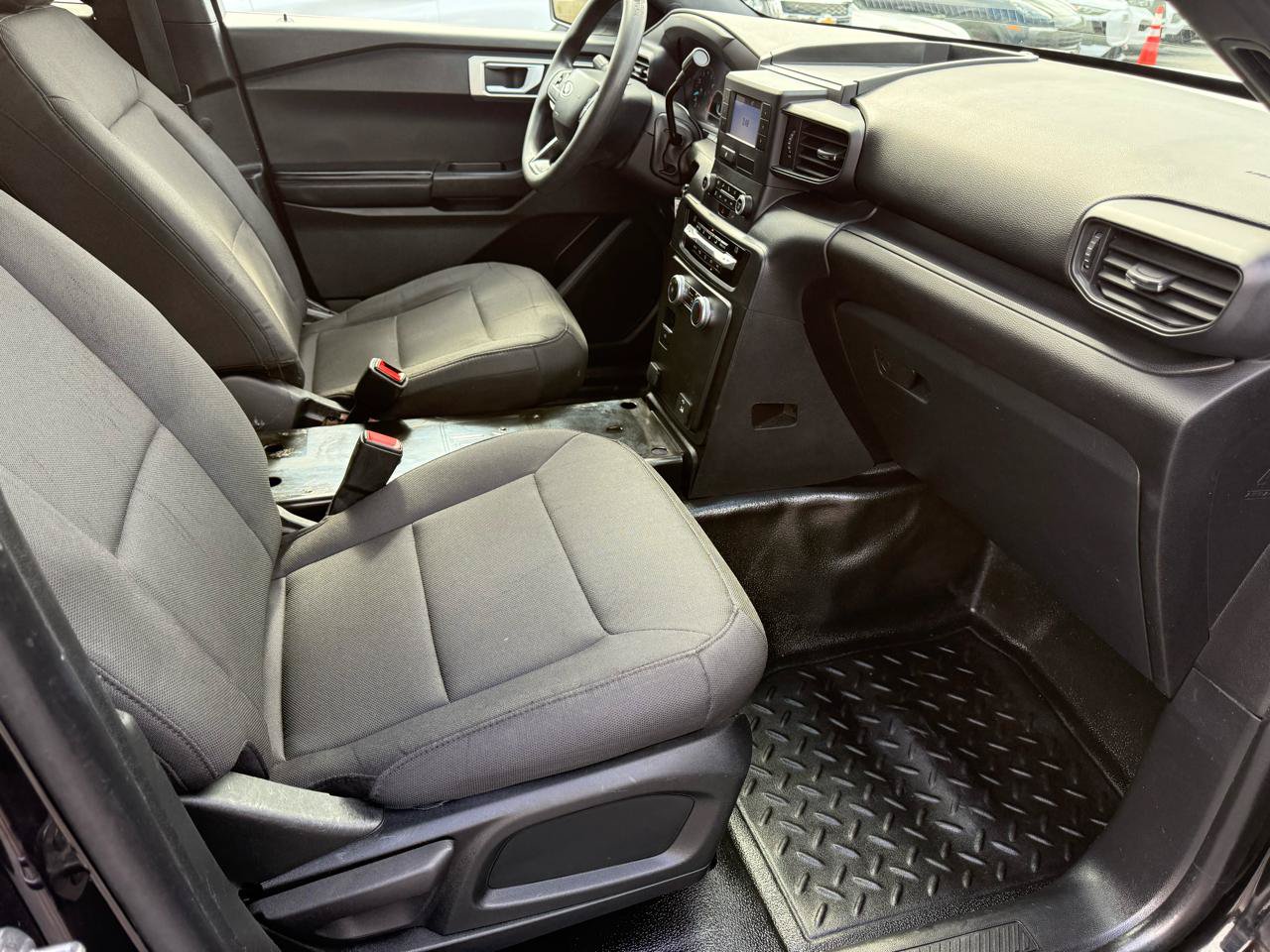 Used 2023 Ford Explorer 4WD Police Interceptor image 17