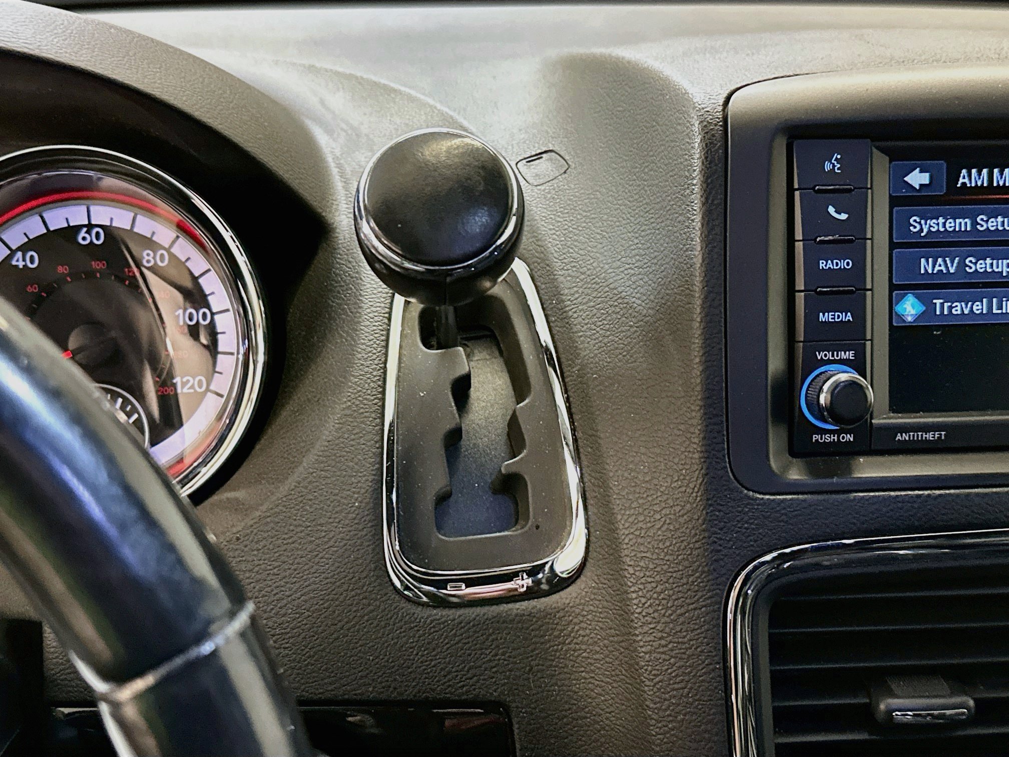 Used 2018 Dodge Grand Caravan GT FWD image 24