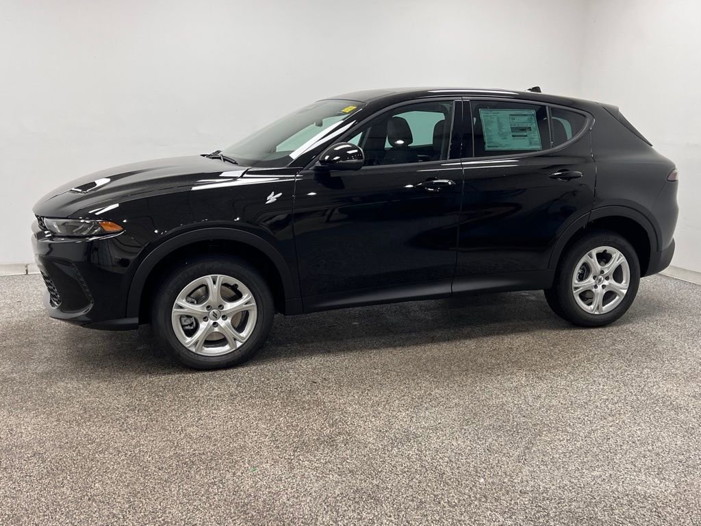 Used 2024 Dodge Hornet GT image 16