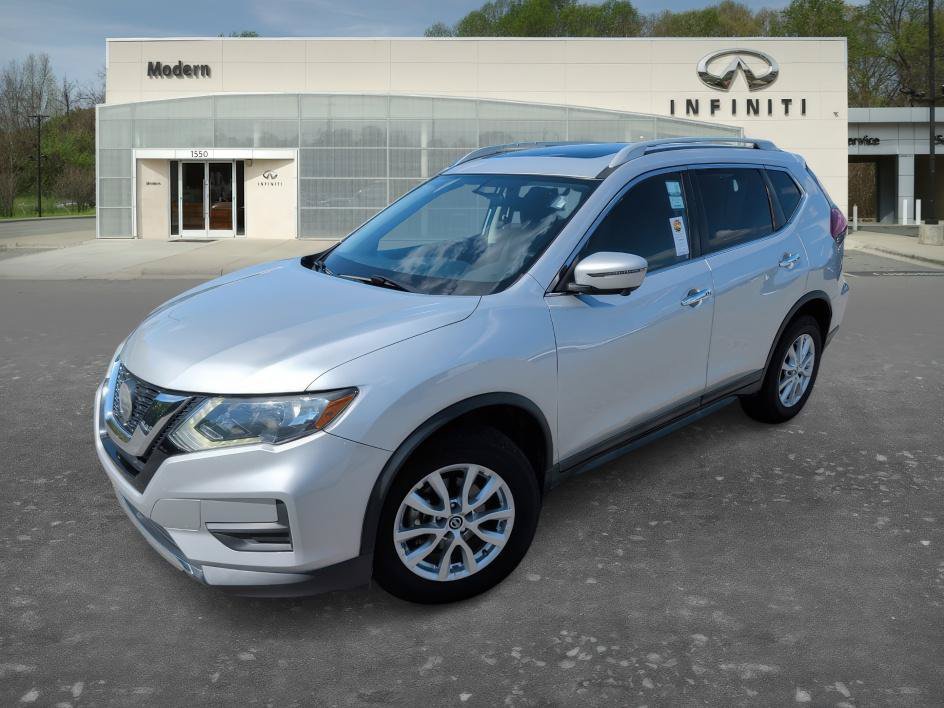 Used 2018 Nissan Rogue SV w/ Sun & Sound Touring Package AWD/4WD image 1