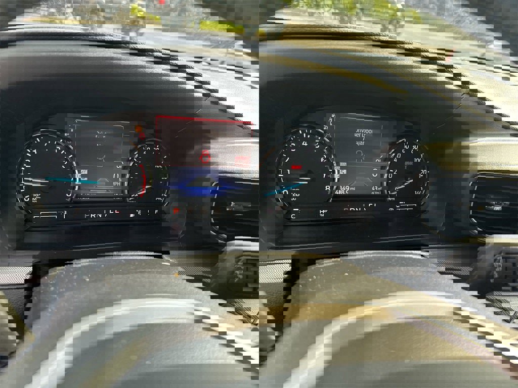 Used 2022 Ford Explorer XLT w/ Equipment Group 202A image 17