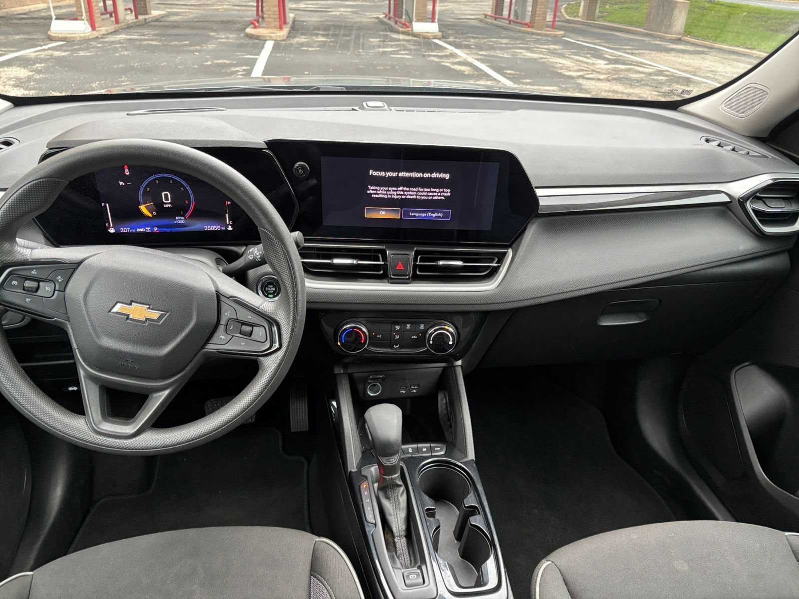 Used 2025 Chevrolet TrailBlazer LT w/ Driver Confidence Package AWD/4WD image 28