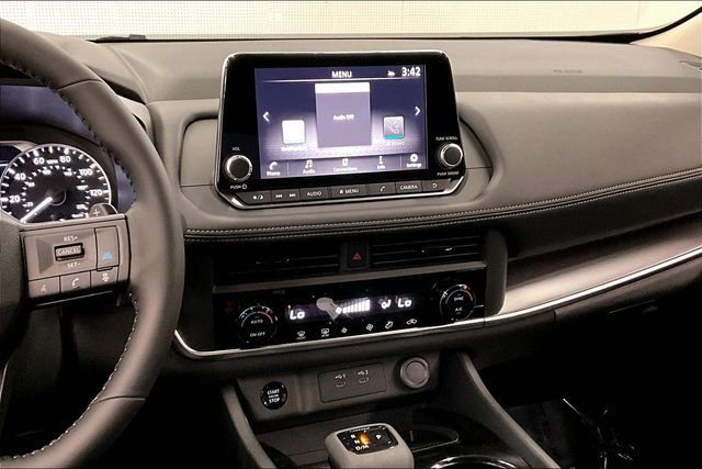 New 2026 Nissan Rogue SV image 8