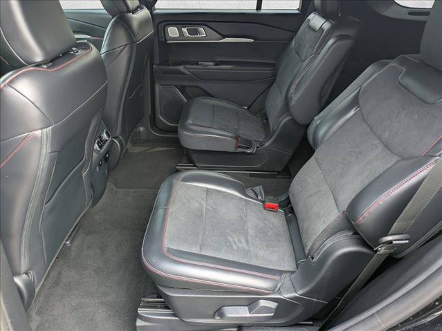 Certified 2025 Ford Explorer ST w/ Sun And Sound Package AWD/4WD image 18