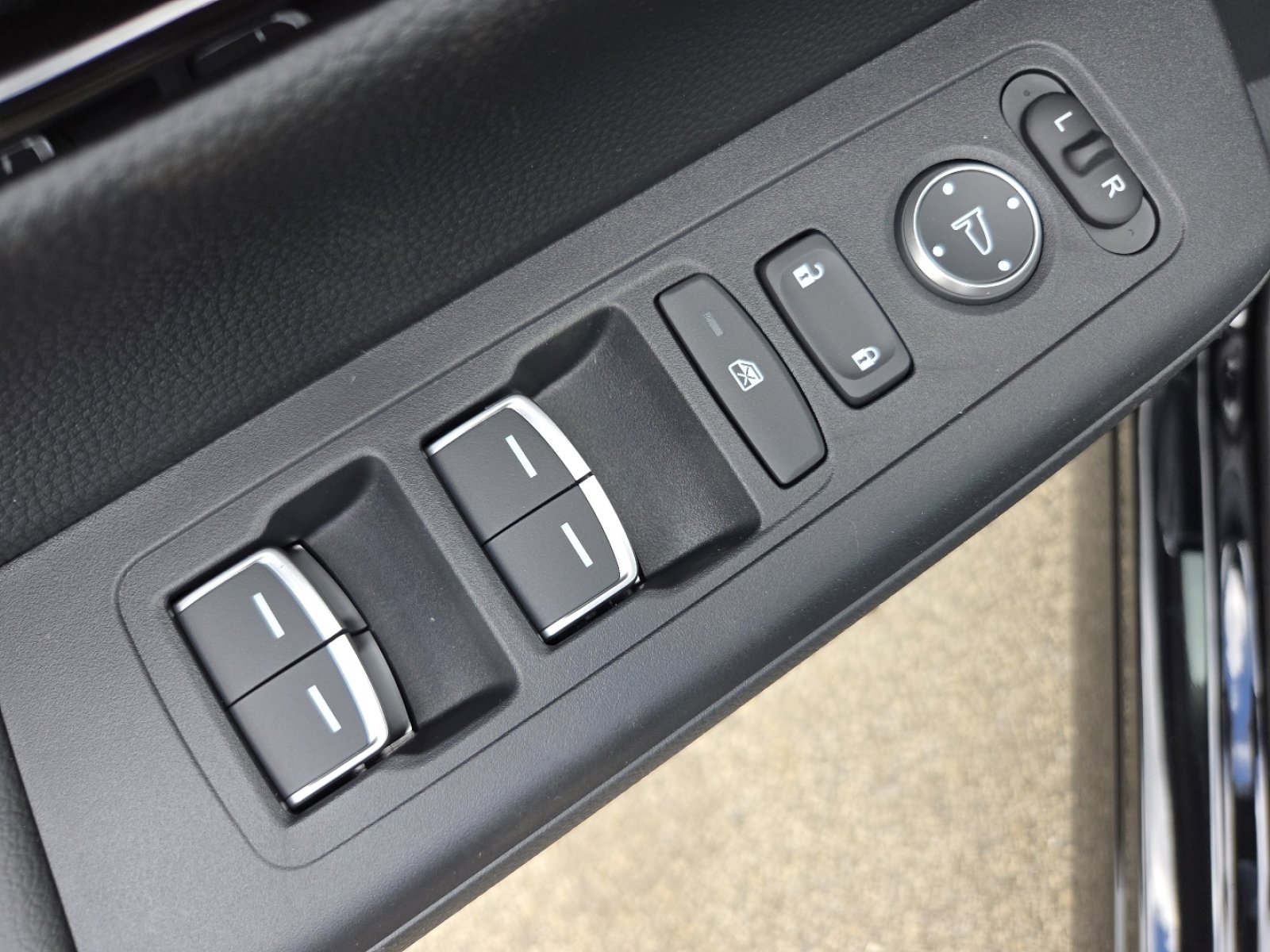 New 2026 Honda CR-V EX-L image 28