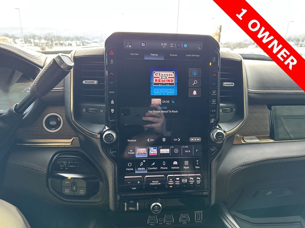 Used 2025 RAM 3500 Longhorn image 16