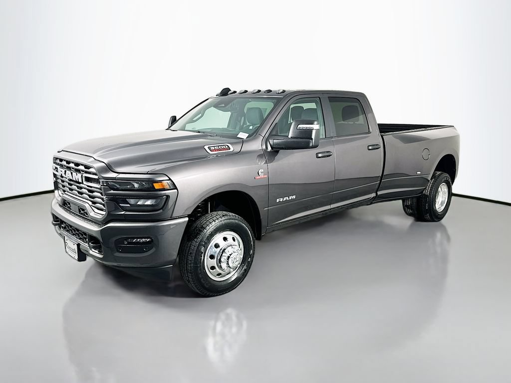 New 2026 RAM 3500 Big Horn AWD/4WD image 3