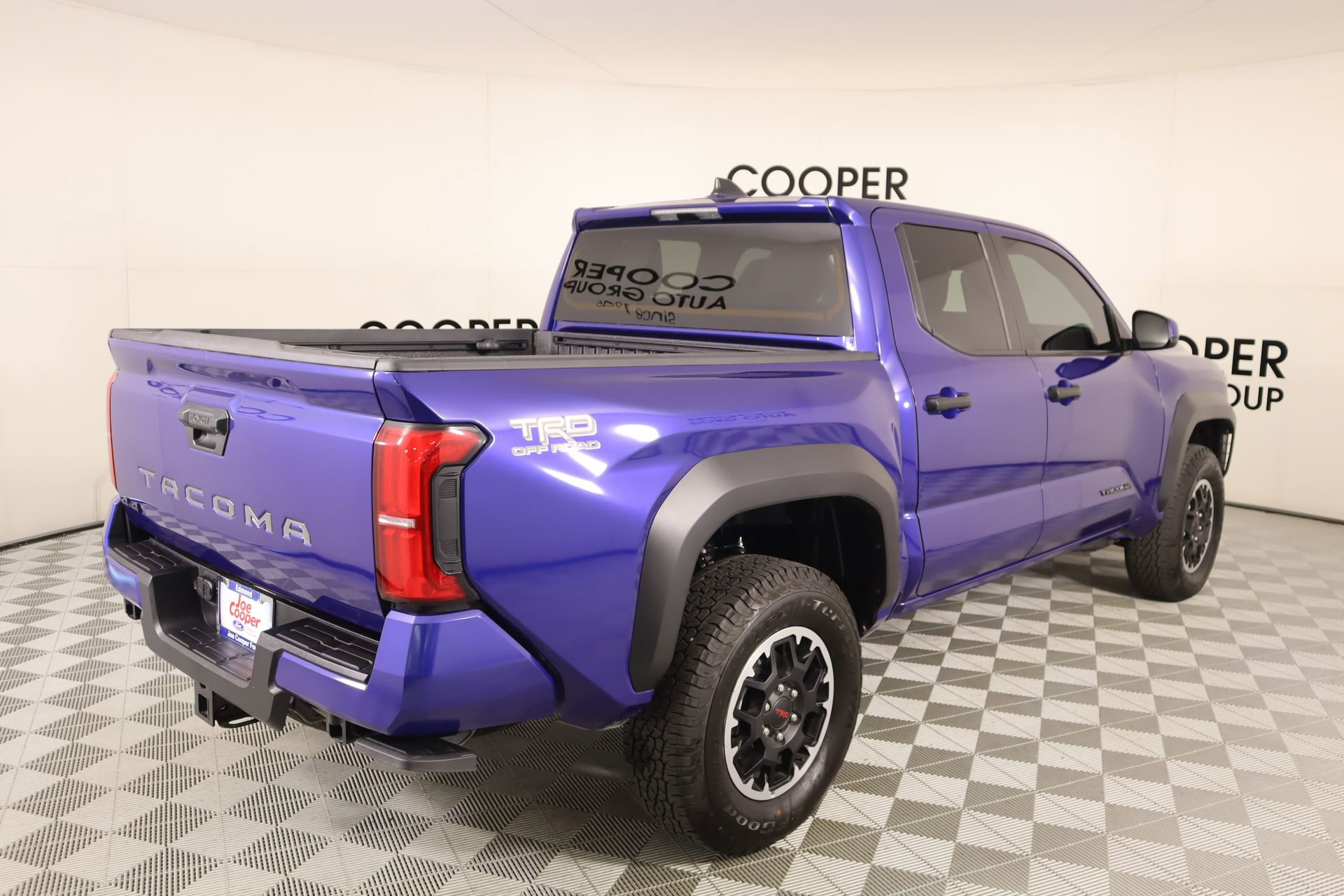 Used 2025 Toyota Tacoma TRD Off-Road AWD/4WD image 20
