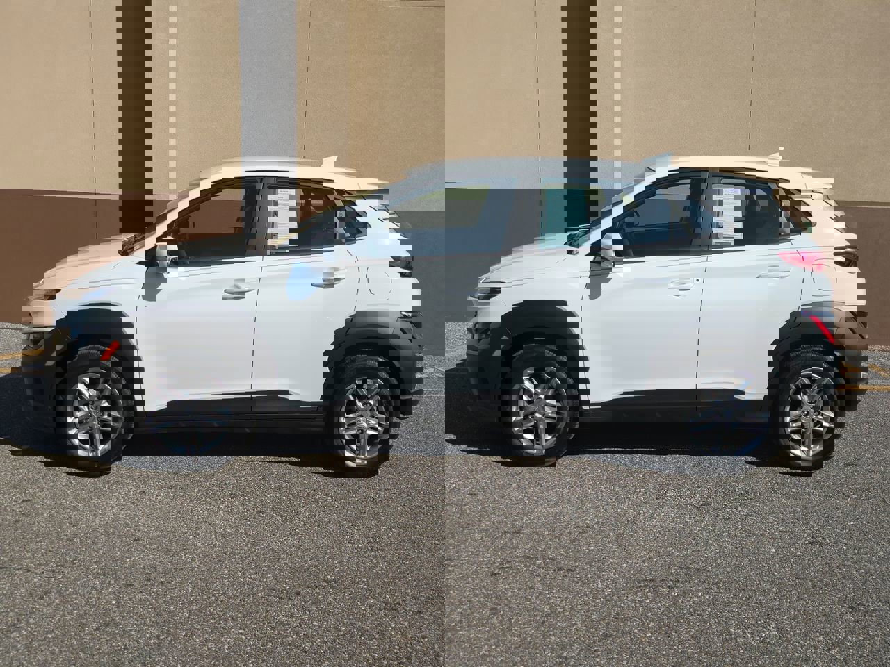 Certified 2023 Hyundai Kona SE image 7