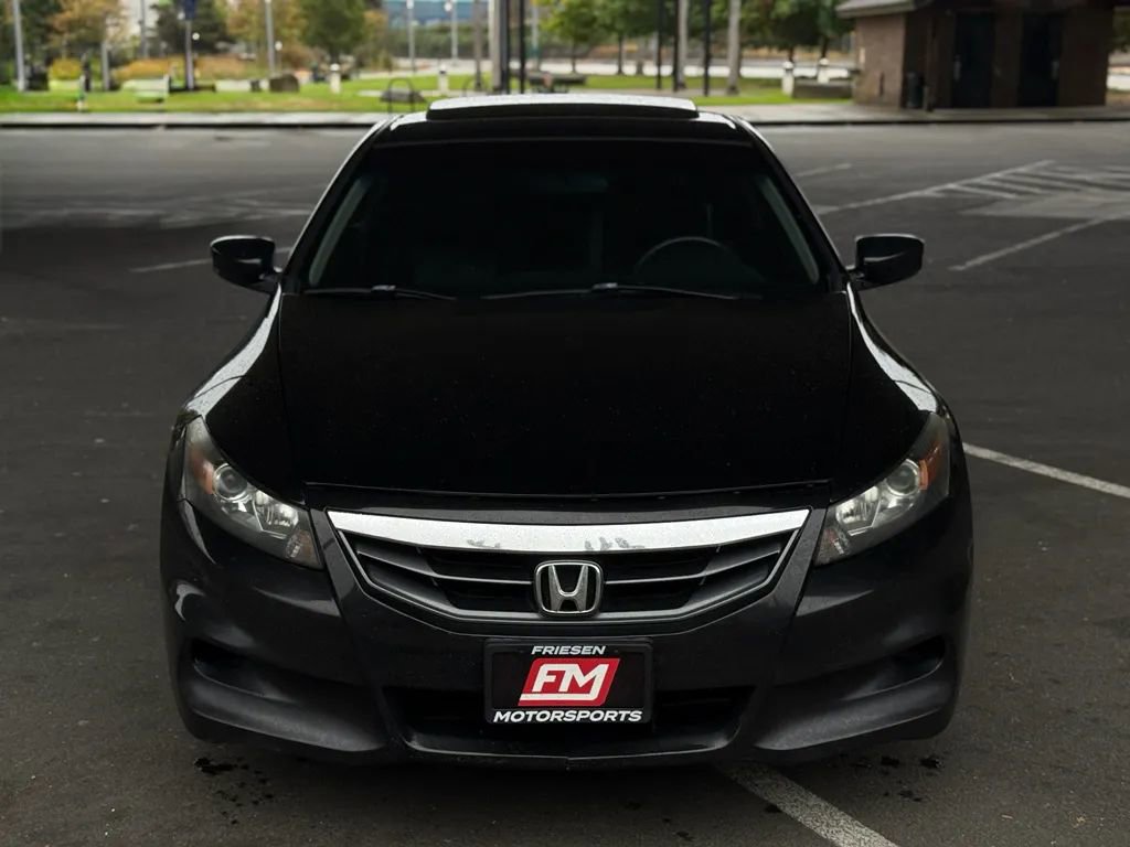 Used 2011 Honda Accord EX-L image 2