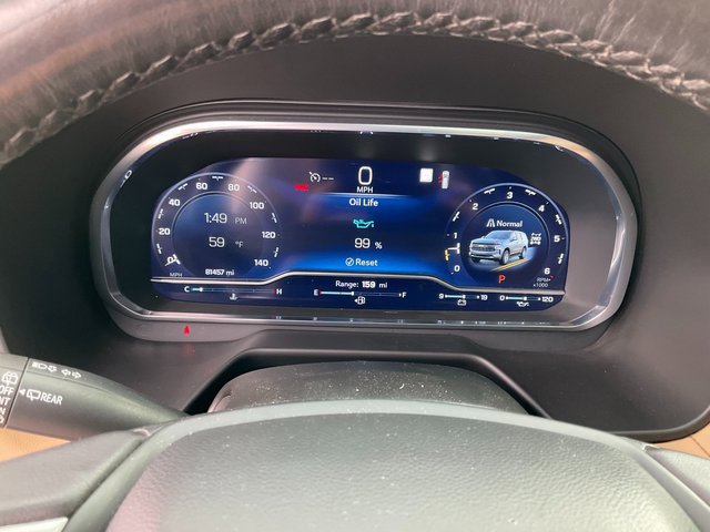 Used 2023 Chevrolet Tahoe Premier image 11