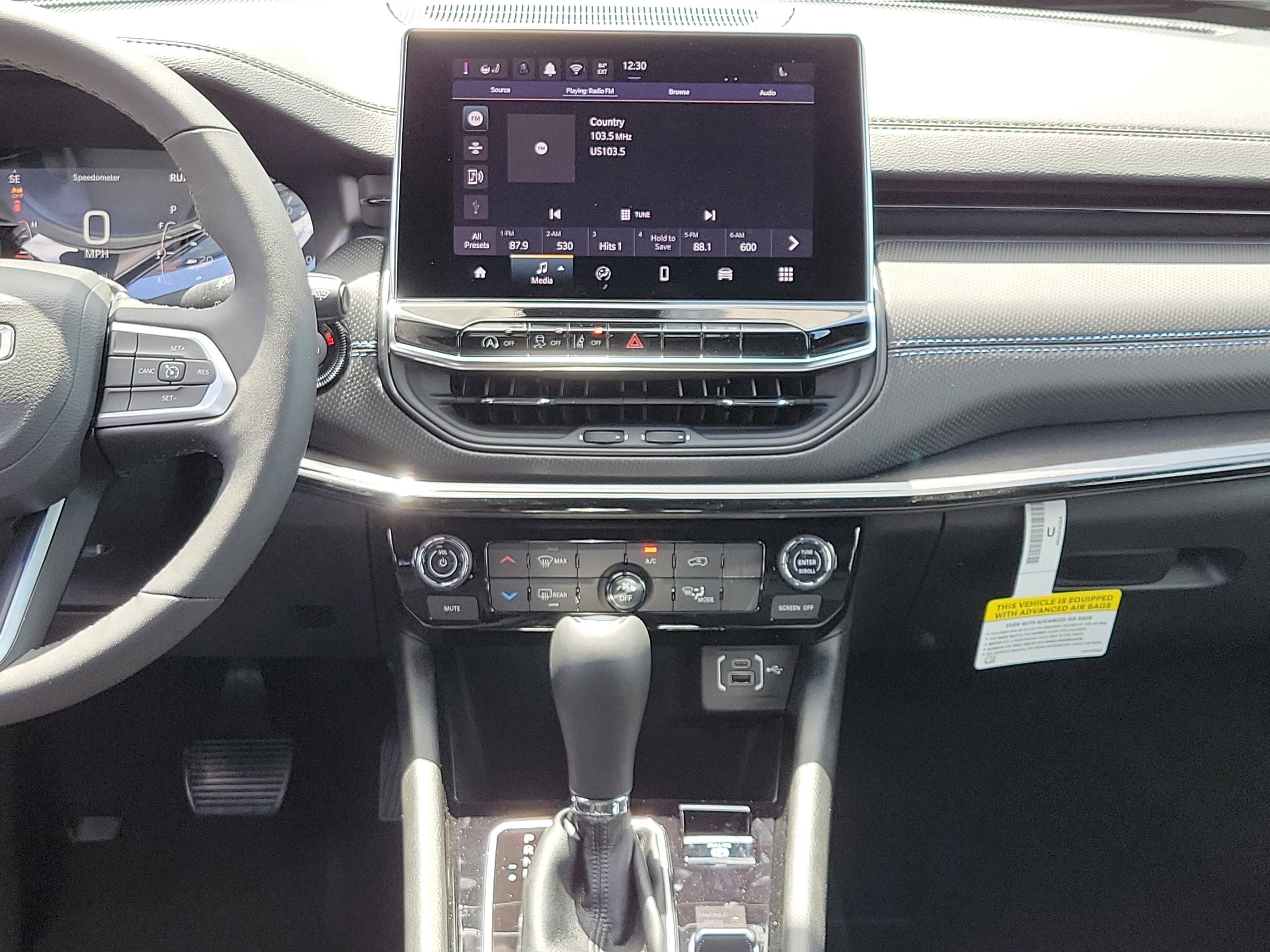 New 2026 Jeep Compass Latitude image 15