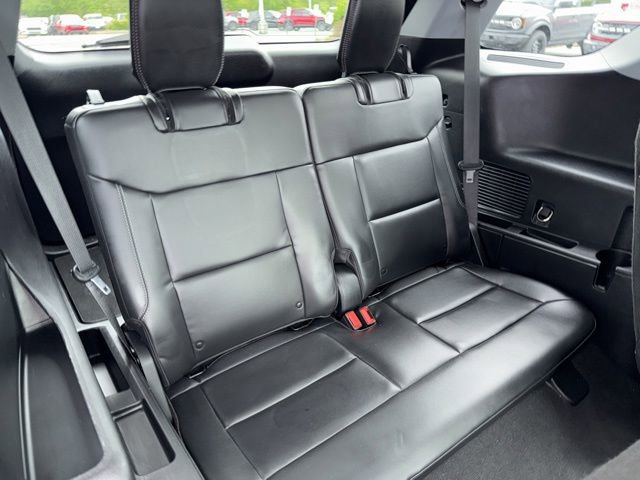 Used 2021 Ford Explorer XLT w/ Equipment Group 202A AWD/4WD image 37