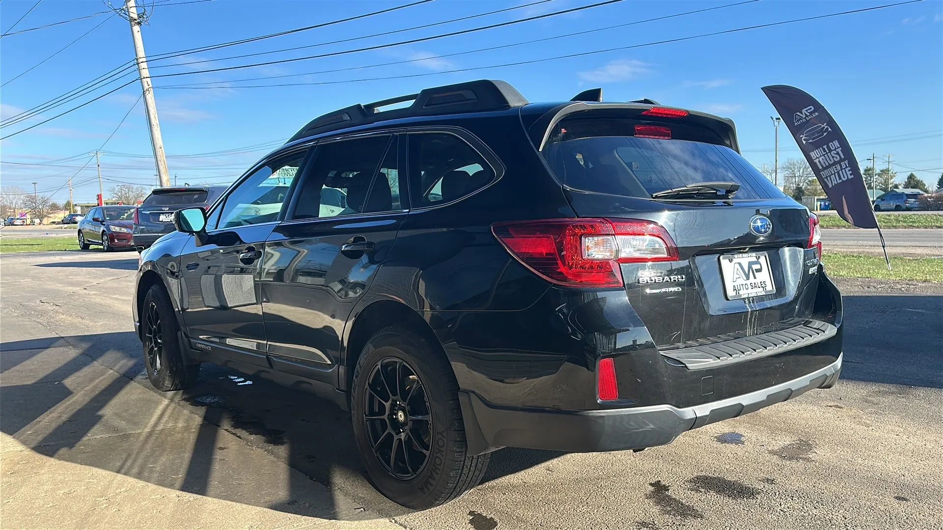 Used 2017 Subaru Outback 2.5i Premium image 7