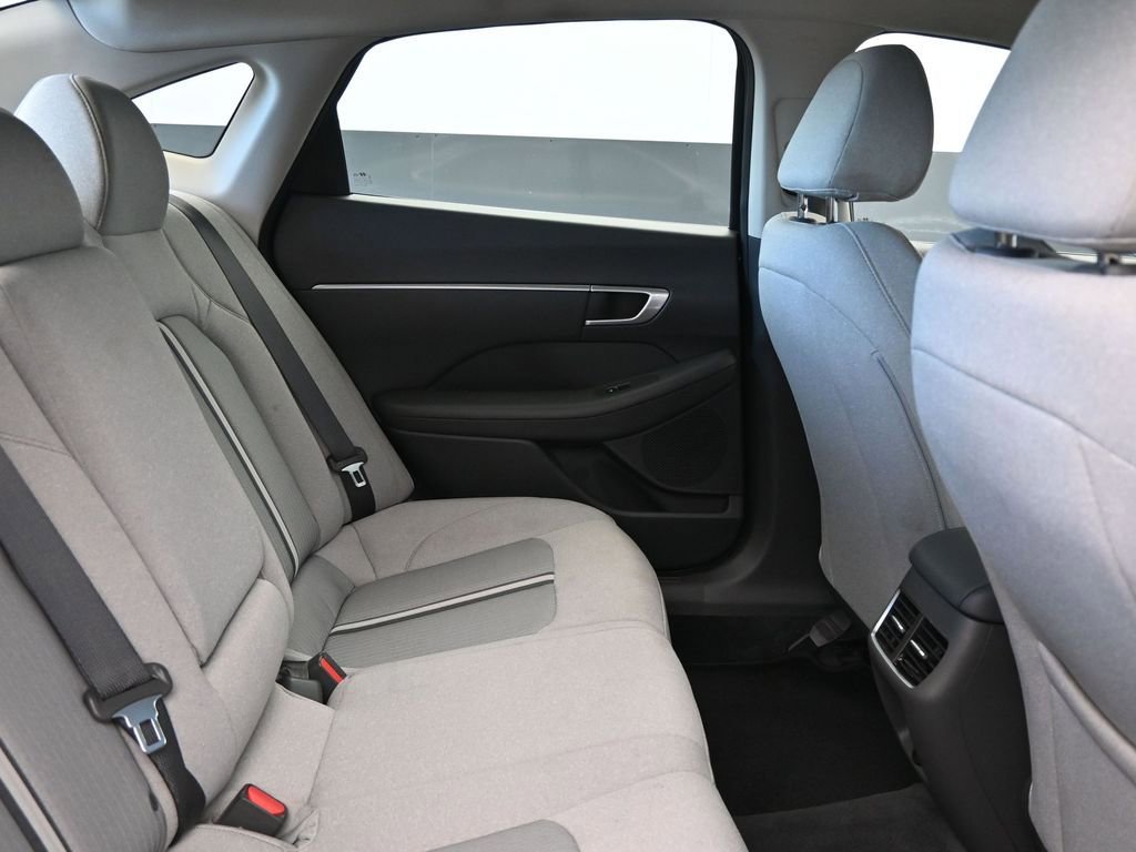 Used 2020 Hyundai Sonata SEL w/ Convenience Package image 13
