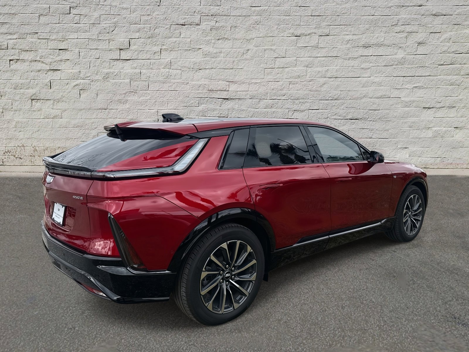 New 2025 Cadillac Lyriq Sport image 5