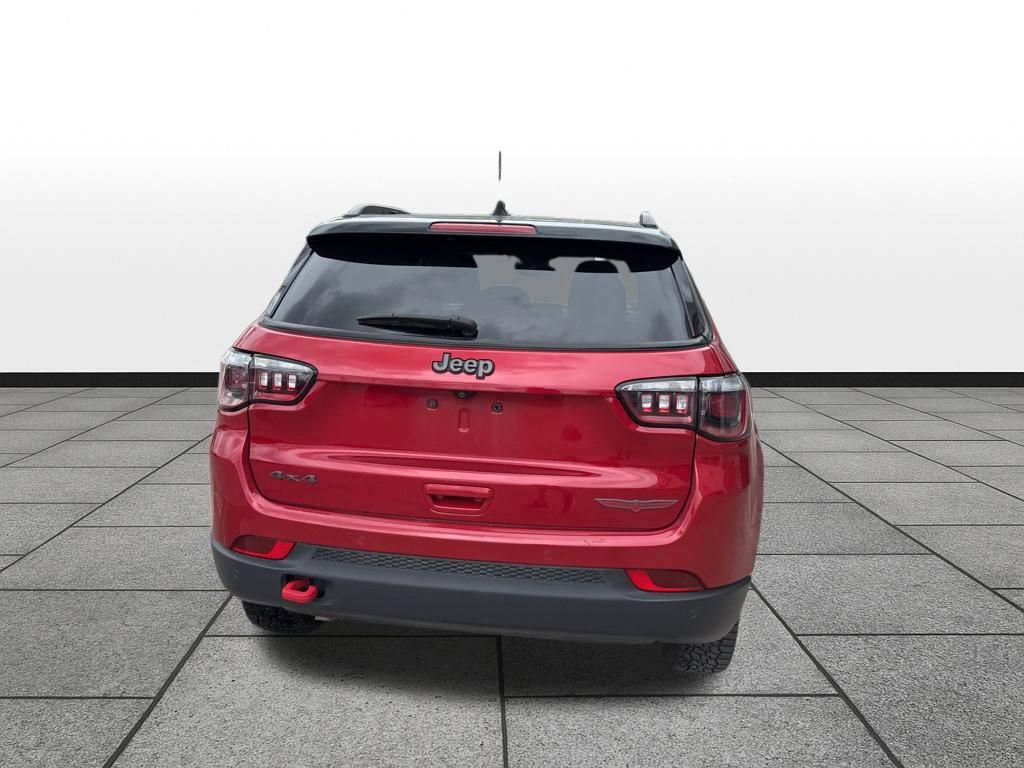 Used 2025 Jeep Compass Trailhawk AWD/4WD image 6