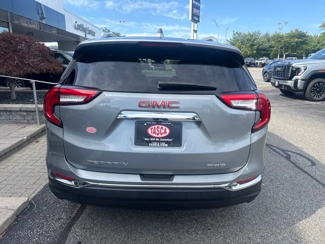 Used 2023 GMC Terrain SLT w/ Infotainment Package II AWD/4WD image 6