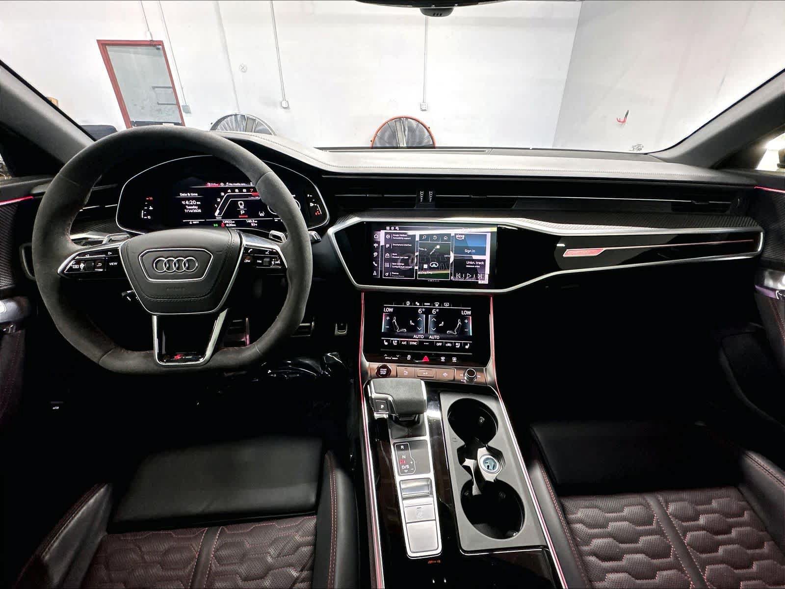 Used 2025 Audi RS 6 performance w/ Matte Carbon Package AWD/4WD image 16