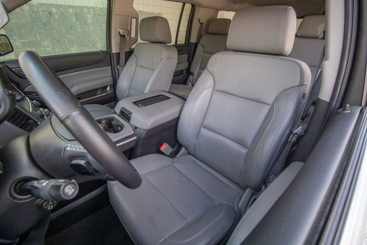 Used 2017 Chevrolet Suburban LT AWD/4WD image 17