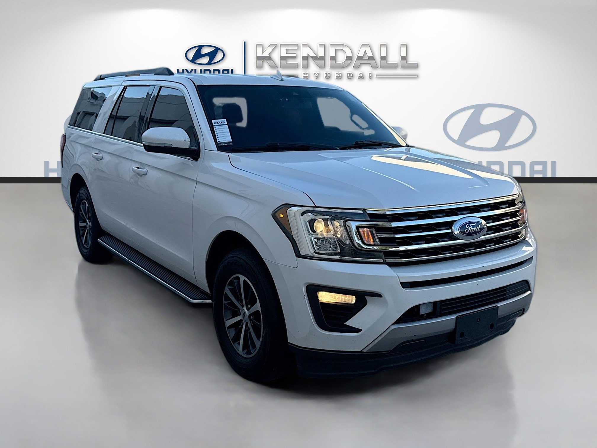 Used 2018 Ford Expedition Max XLT w/ Equipment Group 202A image 1