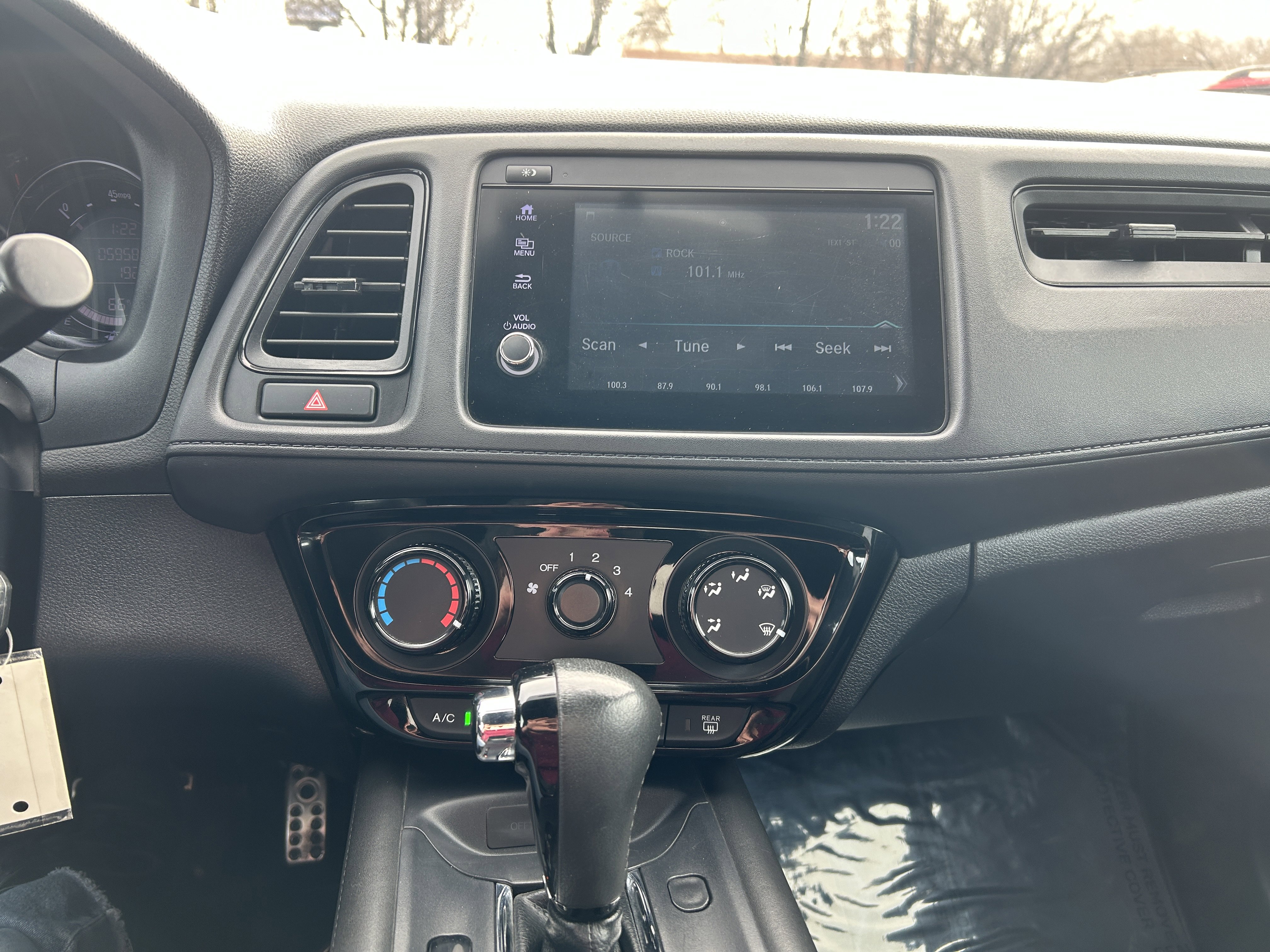 Used 2021 Honda HR-V Sport image 18